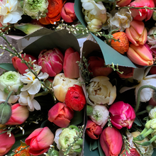 Load image into Gallery viewer, Friday Flowers