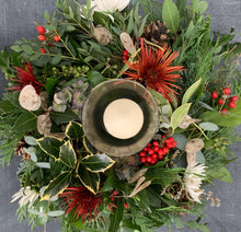 Load image into Gallery viewer, Christmas Table decorations
