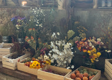 Load image into Gallery viewer, Christmas wreath workshops
